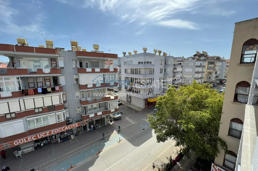 Purchase  Apartments in the center of Alanya with a fine finish and a separate kitchen in a new building 7 