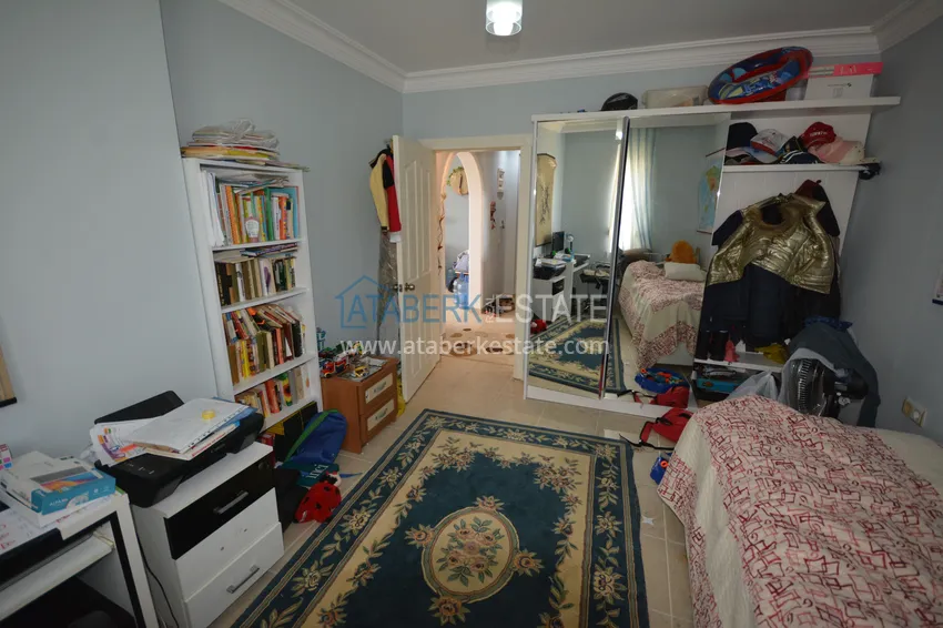 Purchase Three-room apartment in Mahmutlar with furniture in a residential complex 9 