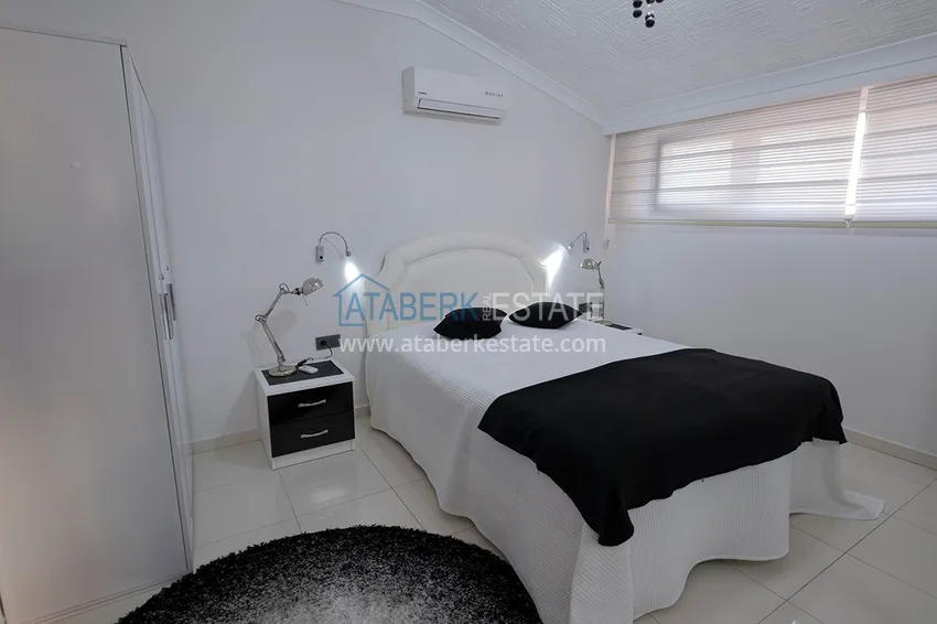 Purchase Penthouse - duplex in the center of Alanya furnished with mountain views 10 