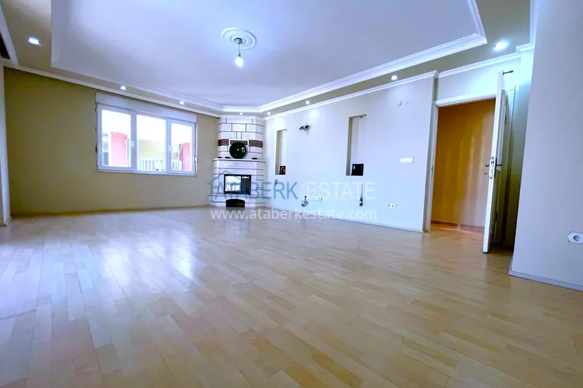 Purchase Large duplex in the center of Alanya with mountain views 18 