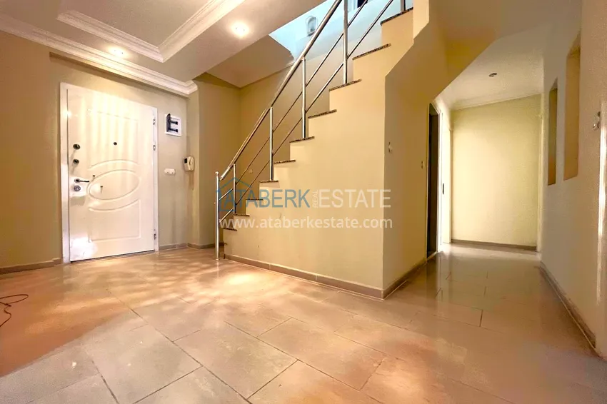 Purchase Large duplex in the center of Alanya with mountain views 24 