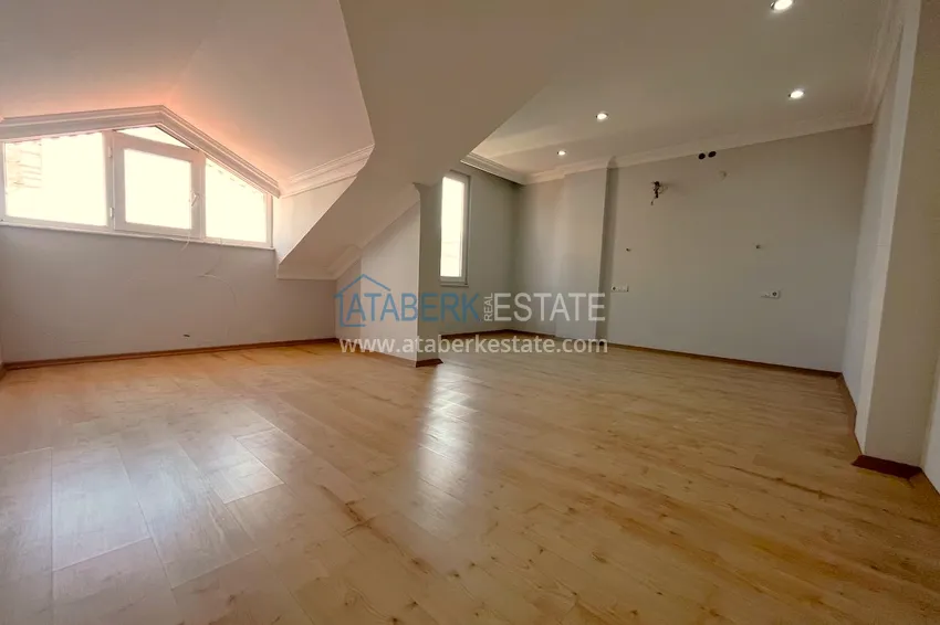 Purchase Large duplex in the center of Alanya with mountain views 28 