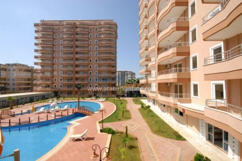 Apartment in Mahmutlar with author's renovation, glazed balconies and sea views 10 