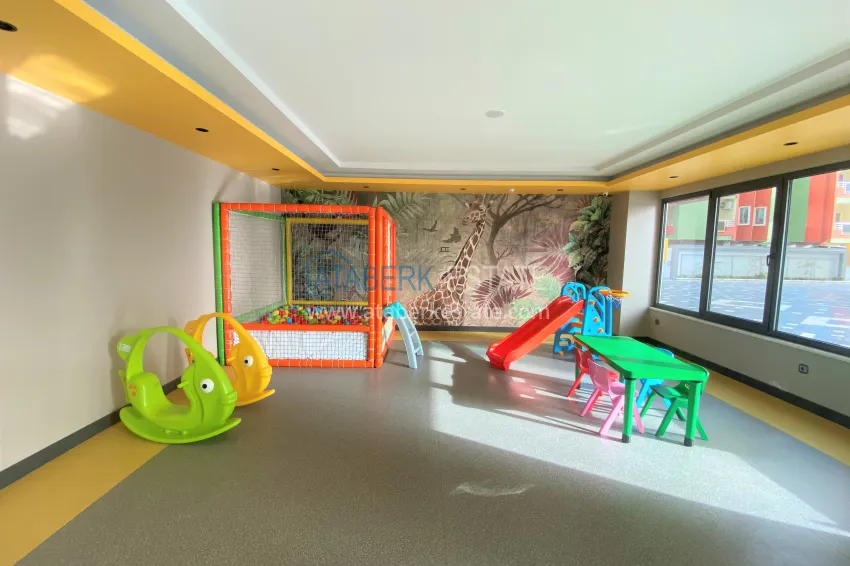 Apartment in Mahmutlar with furniture and sea views, on the beachfront 17 