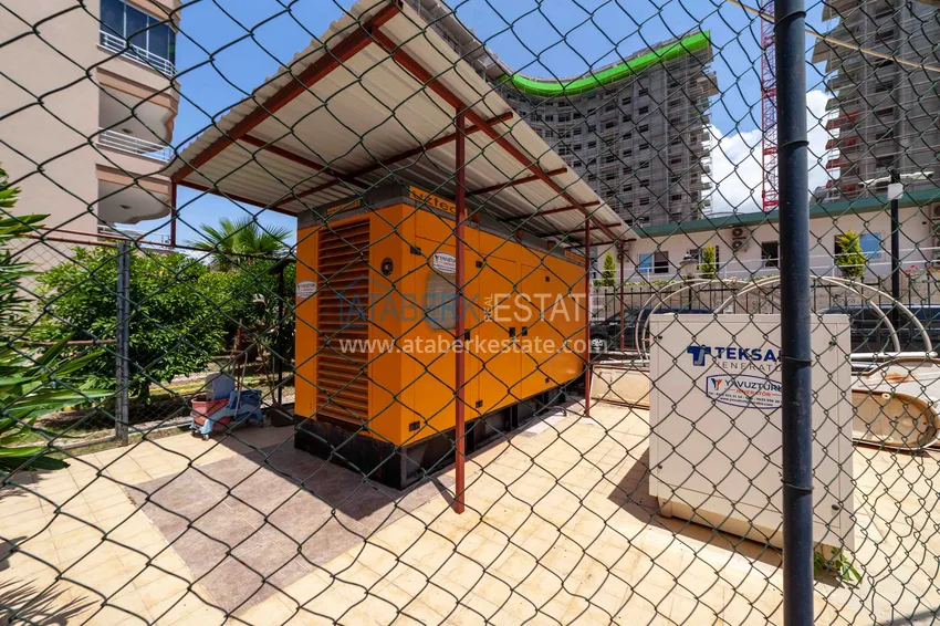 Apartment in Mahmutlar with author's renovation, glazed balconies and sea views 17 