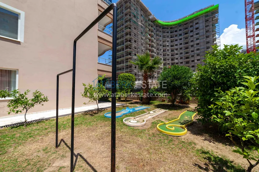 Apartment in Mahmutlar with author's renovation, glazed balconies and sea views 21 