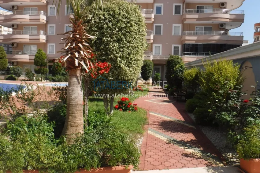 Apartment in Mahmutlar with author's renovation, glazed balconies and sea views 23 