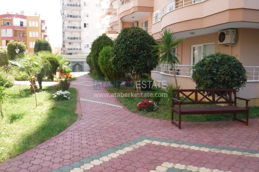 Apartment in Mahmutlar with author's renovation, glazed balconies and sea views 25 