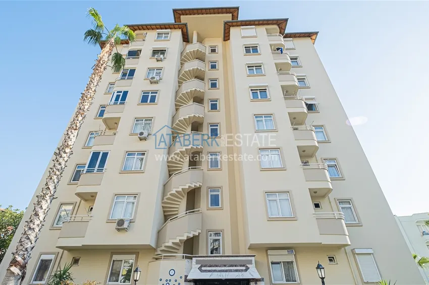 Four-room apartment in the center of Alanya in a modern residence 11 