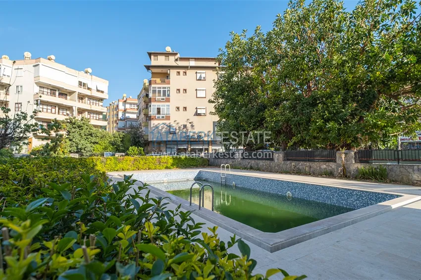 Four-room apartment in the center of Alanya in a modern residence 13 