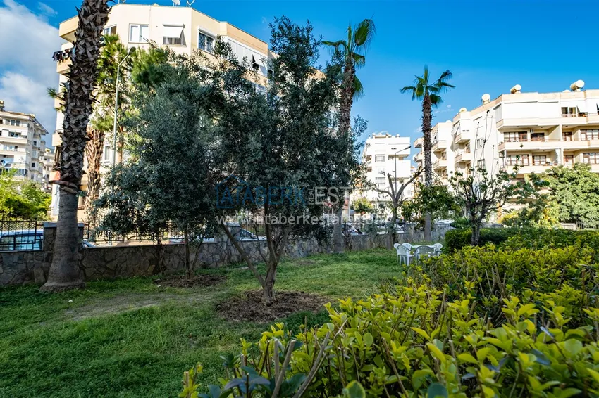 Four-room apartment in the center of Alanya in a modern residence 14 