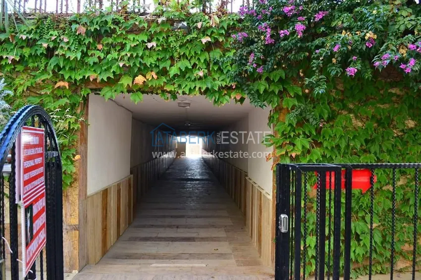 Apartment for rent in Mahmutlar in a complex on the beachfront  20 