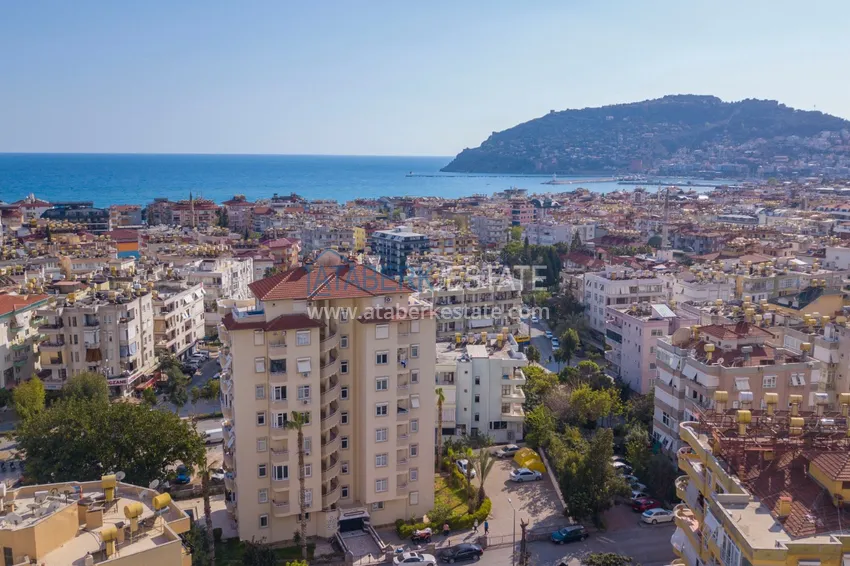 Four-room apartment in the center of Alanya in a modern residence 1 