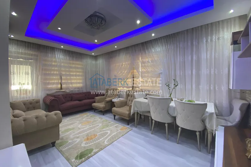 Purchase  Three-room apartment in the center of Alanya in a small residential complex 5 
