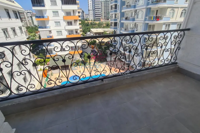 Purchase Apartment in Mahmutlar in a complex with good infrastructure 12