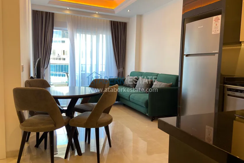 Purchase  Two-room apartment for rent in the center of Mahmutlar district 5 