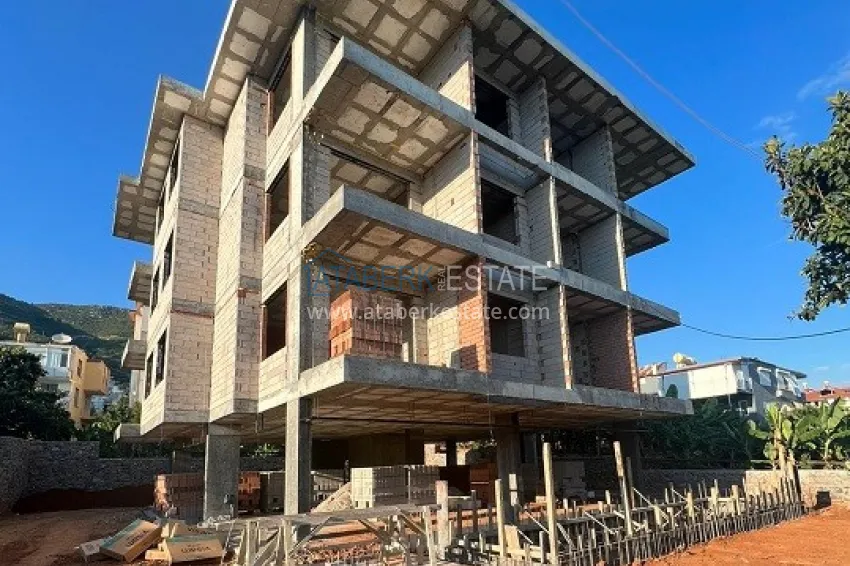 Sea view apartments from a developer in the center of Alanya — Cleopatra beach area 7