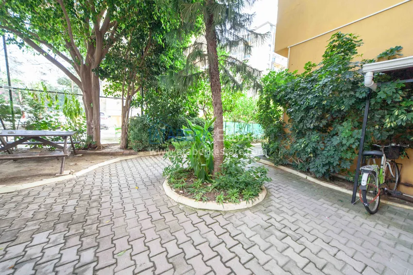 Two-bedroom apartment for rent in the center of Alanya in a residential complex  14 