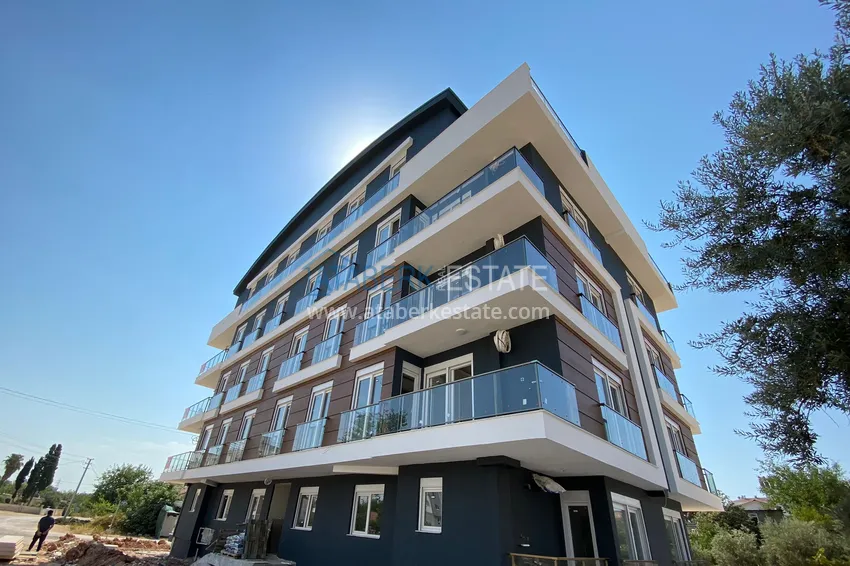 Apartments in Antalya - Kepez in a complex under construction 1 