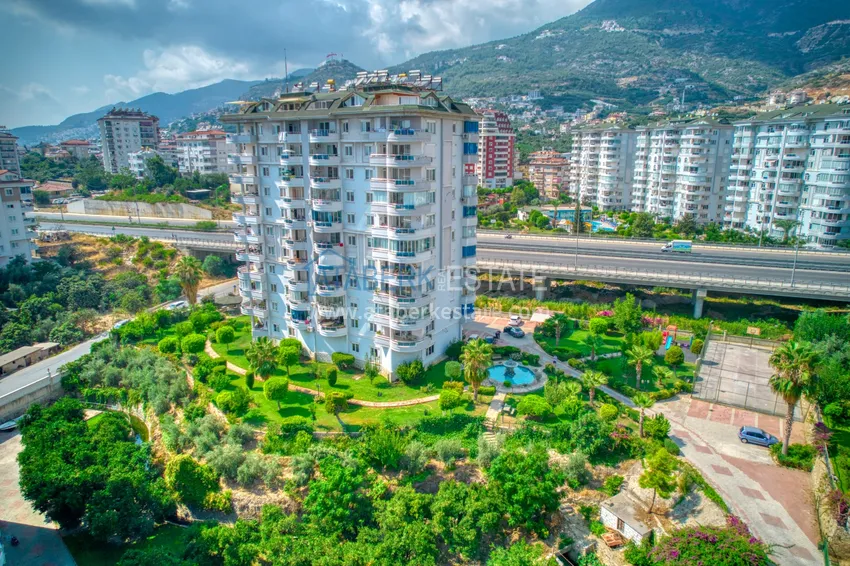 3+1 apartments with sea views in Alanya, Cikcilli district - property under a residence permit 1 