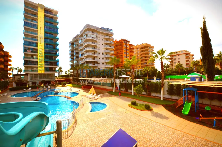 1+1 apartment for rent in Mahmutlar in a complex on the beachfront B26 5 