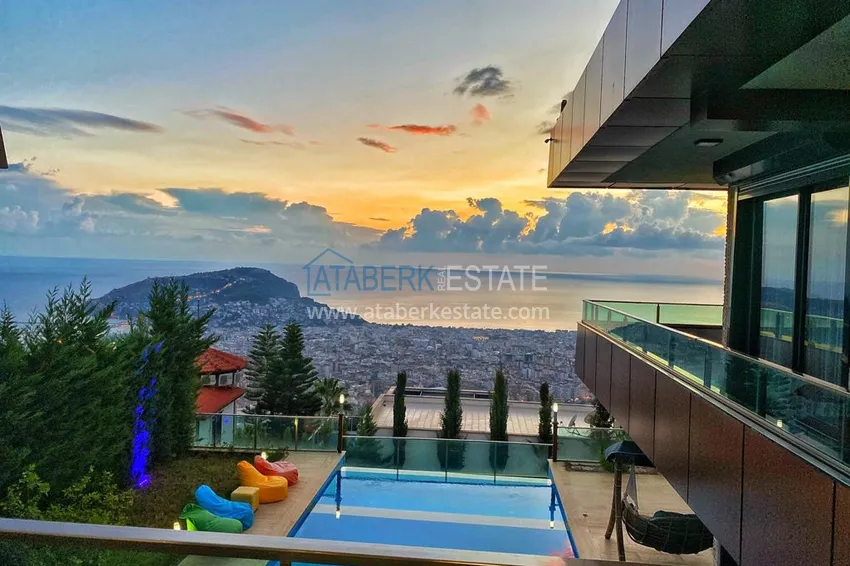 Purchase A luxurious two-storey mansion with exceptional views Alanya - Bektash 25 