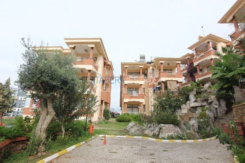 Two bedroom apartment with furniture in Mahmutlar 18 