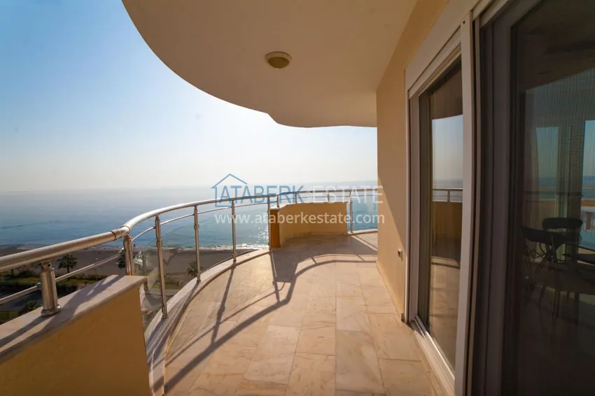 Purchase Apartment for rent in Mahmutlar on the first line with a magnificent view No. 33 16 