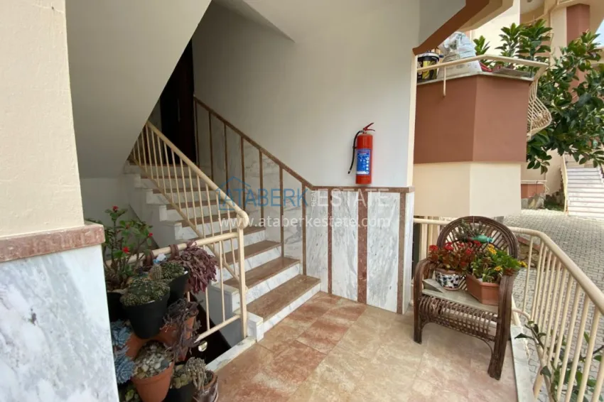 Two bedroom apartment with furniture in Mahmutlar 20 