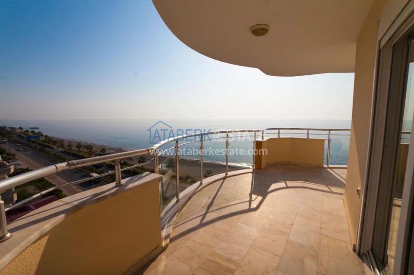 Purchase Apartment for rent in Mahmutlar on the first line with a magnificent view No. 33 18 