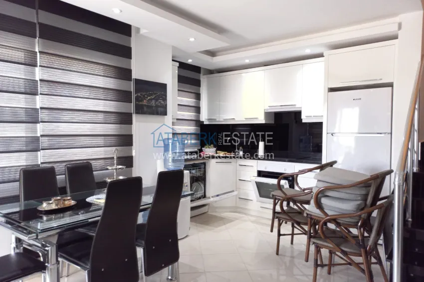 Purchase Compact 3+1 two-story penthouse with furniture in the Oba area. Real estate for a residence permit in Alanya 2 