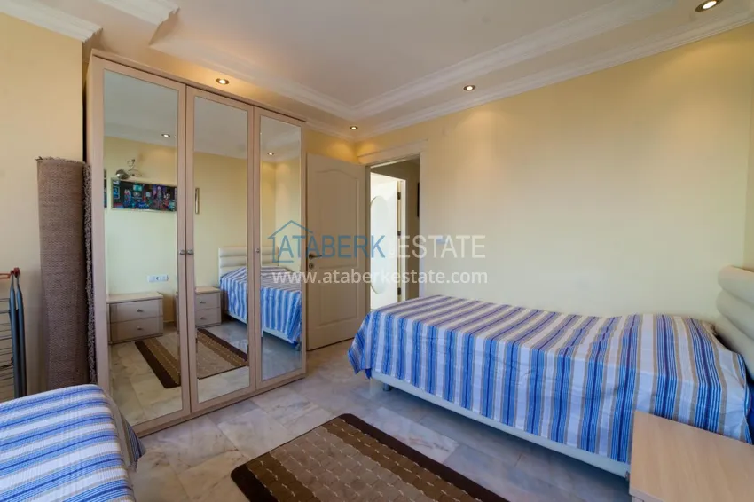 Purchase Apartment for rent in Mahmutlar on the first line with a magnificent view No. 33 32 