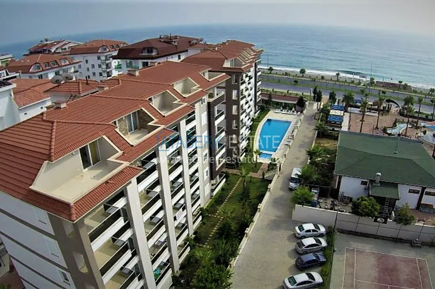 1+1 apartment in Kestel on the seafront — with a designer interior and a glazed balcony  4 