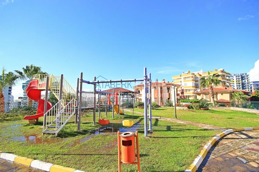 Two bedroom apartment with furniture in Mahmutlar 11 