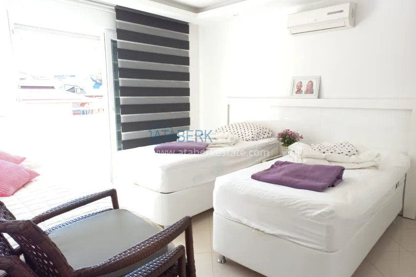 Purchase Compact 3+1 two-story penthouse with furniture in the Oba area. Real estate for a residence permit in Alanya 8 