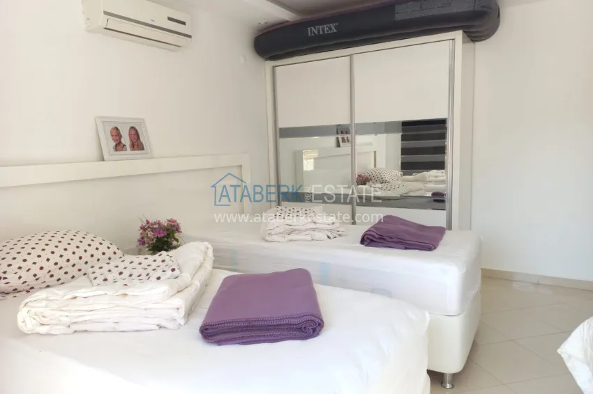 Purchase Compact 3+1 two-story penthouse with furniture in the Oba area. Real estate for a residence permit in Alanya 9 