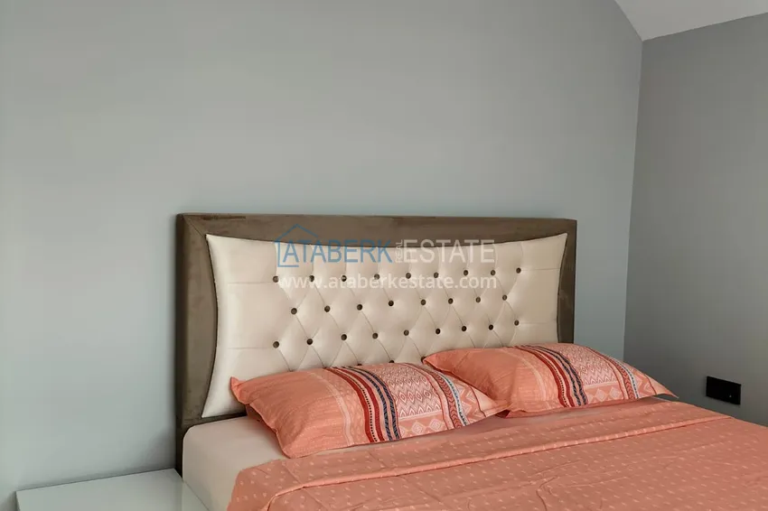 Purchase  1+1 penthouse with sea and mountain views in Alanya Tosmur B21 district 17 