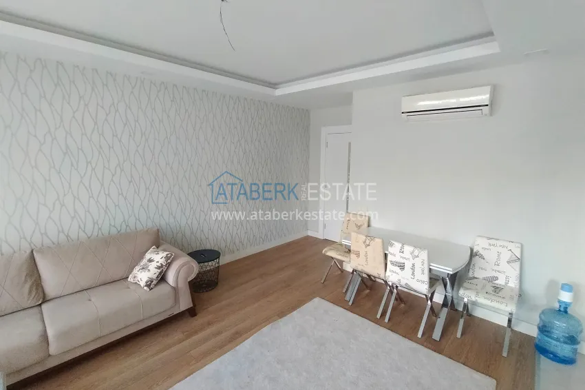 Purchase 2+1 apartment in Antalya with furniture, glazed balcony and gasification - Konyaalti district 5 
