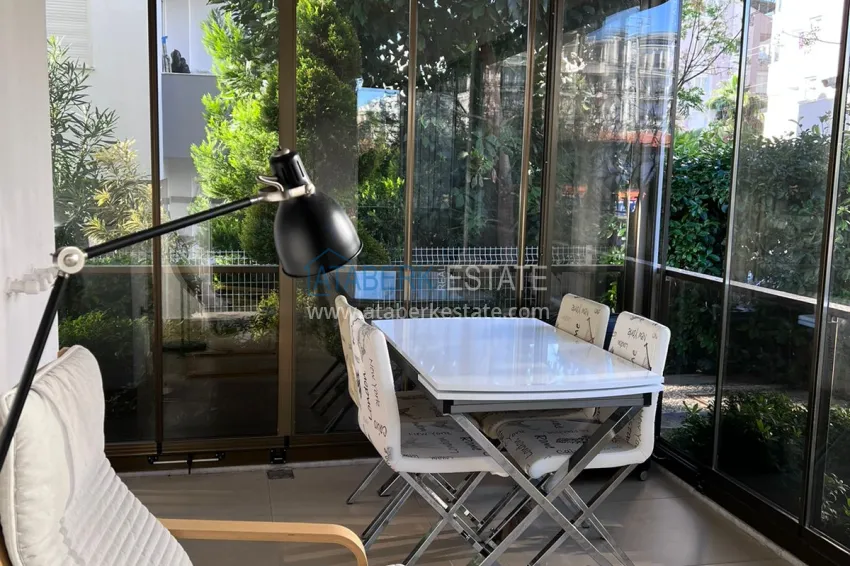 Purchase 2+1 apartment in Antalya with furniture, glazed balcony and gasification - Konyaalti district 9 