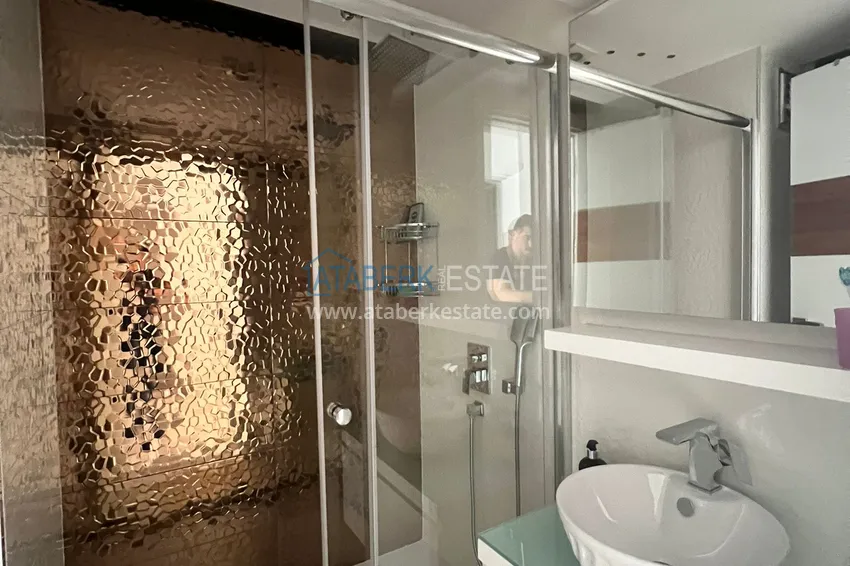 Purchase  Furnished 2+1 apartment with mountain and sea views, Alanya center Cleopatra beach area 11 