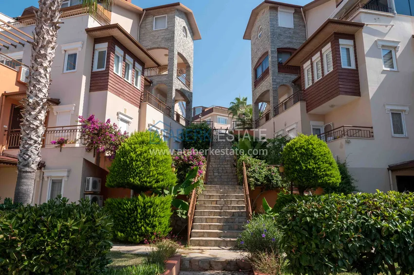 Apartment with furniture, private sauna and sea view in a townhouse – Alanya, Avsallar 12 