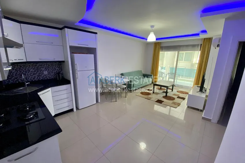 Purchase  1+1 furnished apartment for rent in the center of Mahmutlar No. 4 1 