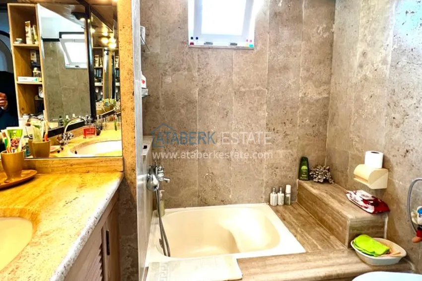 Purchase Authentic Turkish Style Apartment with Luxurious Open Sea View - Alanya Center, Kale 32 