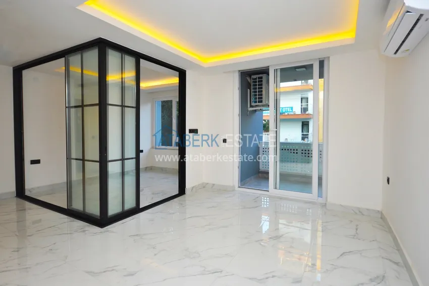 Purchase  1+1 apartment in the center of Alanya with a fine finish - Keykubat beach area  2 