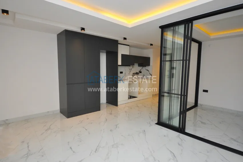 Purchase  1+1 apartment in the center of Alanya with a fine finish - Keykubat beach area  3 