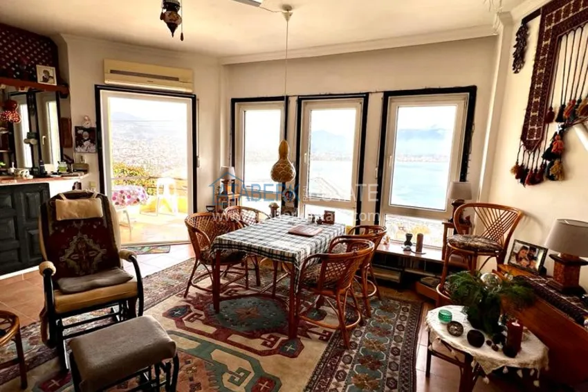 Purchase Authentic Turkish Style Apartment with Luxurious Open Sea View - Alanya Center, Kale 7 