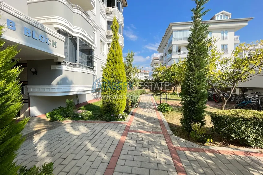 Two-bedroom apartment in Oba in a comfortable complex 8 