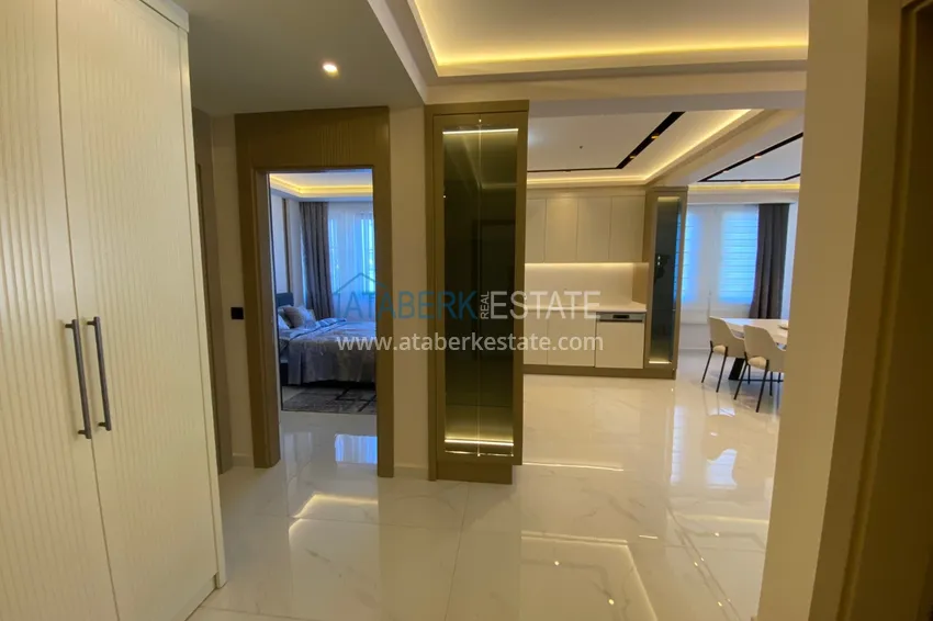 Purchase  Three-room apartment in the center of Alanya with an author's interior and an open view of the mountains 4 