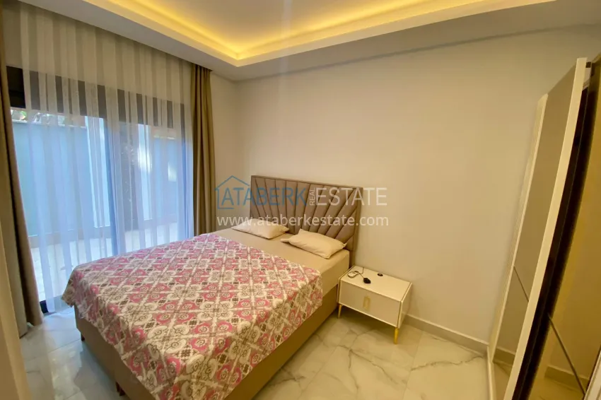 Purchase Two-bedroom apartment for rent in the center of Alanya — Keykubat beach area 5 