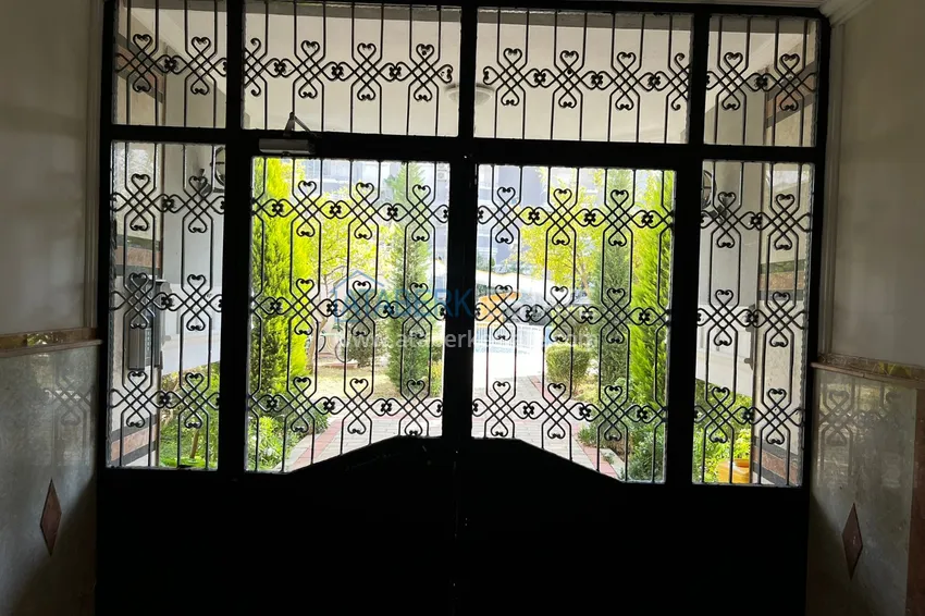 Two-bedroom apartment in Oba in a comfortable complex 12 